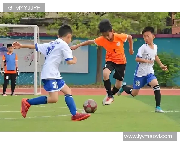 上海足球工作新篇章探索青训发展与职业联赛提升的双重路径