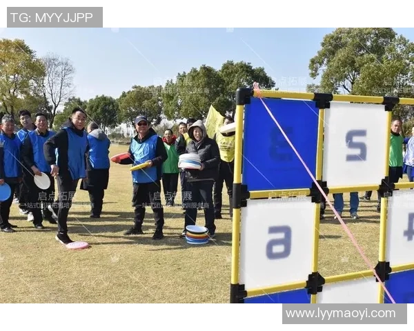 南京飞盘队节奏对比分析揭示战术优势与团队协作的关键因素 南京飞盘队节奏对比分析揭示战术优势与团队协作的关键因素