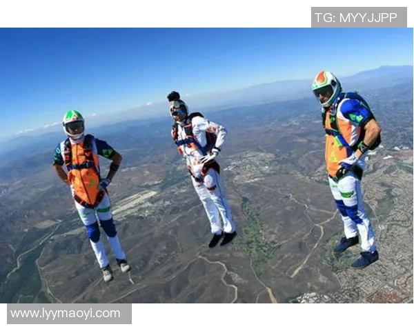 成都极限运动队的整体压制体系与极限运动战术的深度解析与应用探讨